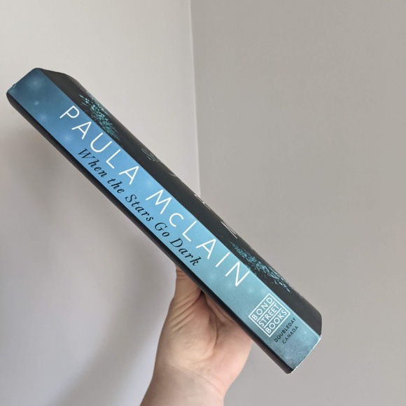 When the Stars Go Dark, by Paula McLain (paperback book) - Picture 3 of 5